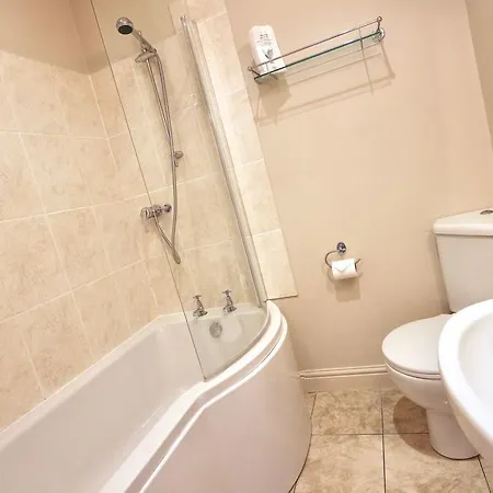 The Old Vicarage 4*